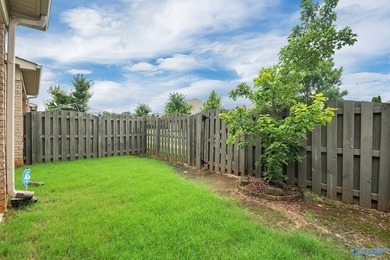 WELCOME HOME! This townhome is in the BEAUTIFUL Lake Forest - photo 37