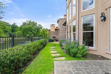 Nestled behind the gates of the Villas of Hollytree, 822 - photo 38