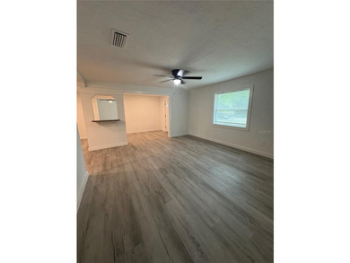 Welcome to this beautifully renovated 4-bedroom, 3-bath home - photo 4