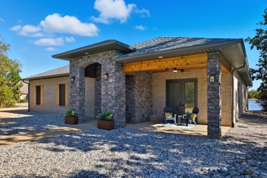 Lake Home For Sale in Hot Springs Village, Arkansas
