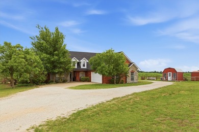 Country living at its finest on 6.49 picturesque acres near Lake - photo 2