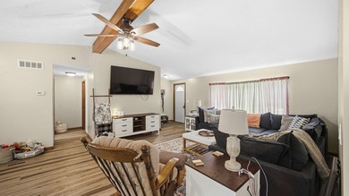 Located near Lower Fish Lake, this 3-bedroom, 2-bath home offers - photo 5