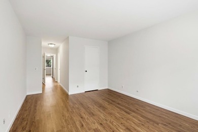Nestled within the serene and highly sought-after The Villages - photo 26
