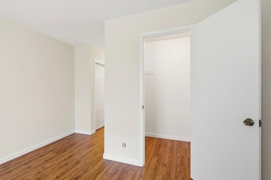 Nestled within the serene and highly sought-after The Villages - photo 29