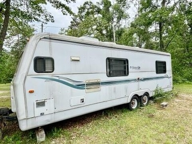 VACANT LOT WITH LAKE ACCESS. Don't miss out on this great lot - photo 2