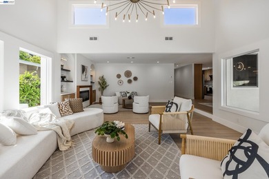 Exceptional single-story Cambrian home offering 4 bedrooms, 2 - photo 7
