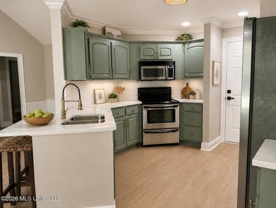 Newly updated, move in ready 4-bedroom home on a cul-de-sac - photo 9