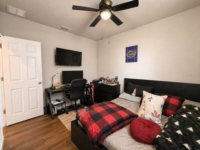 One or more photo(s) has been virtually staged. Welcome to this - photo 18