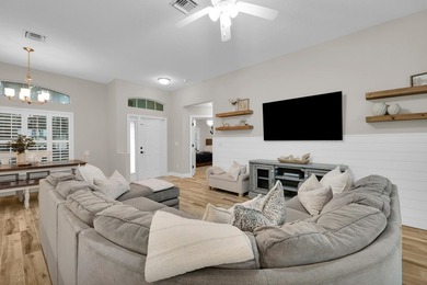 Welcome home to this beautifully maintained 3-bedroom - photo 8