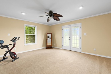 Beautifully updated and thoughtfully designed, this 3-bedroom - photo 34