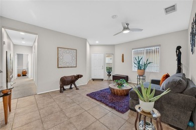 Stunning and tastefully upgraded, this beautiful 3 bedroom, 2 - photo 6