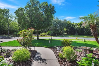 LARGE Stunning 6 bedroom, 4.5 bath, 3 car garage POOL home on a - photo 12