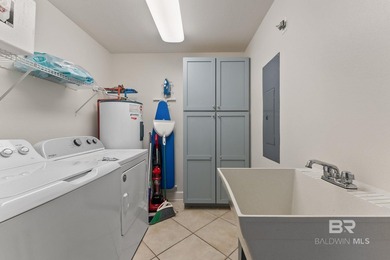 Leave a vehicle at the beach in your own DEEDED private 2-car - photo 16