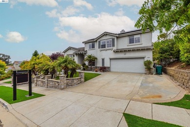 Welcome to this exceptional Bailey Ranch residence, ideally - photo 2