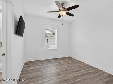 Enjoy living in the heart of Downtown Pass Christian. This - photo 22