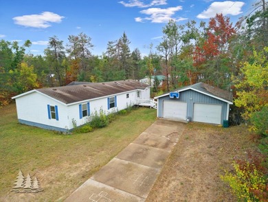 Welcome to your family's next chapter in the desirable Moon Lake - photo 2