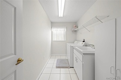 Priced to Sell! Move-in ready 3BR/2BA/2-car garage home in a - photo 40