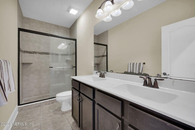 LARGE Stunning 6 bedroom, 4.5 bath, 3 car garage POOL home on a - photo 48