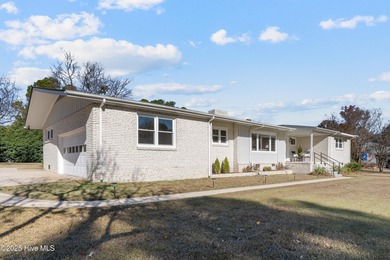 Lake Wilson Home For Sale in Wilson North Carolina