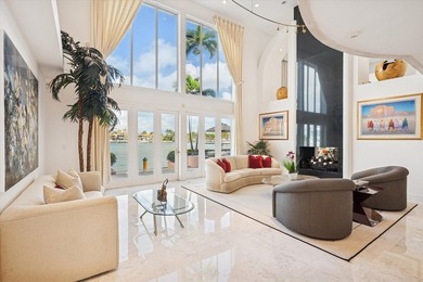 Located at the private end of Isla Bahia Drive in prestigious - photo 2