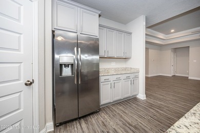 This Victoria model home is one of our floorplans offering - photo 15