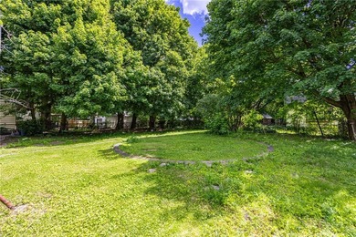 Tons of updates and move-in ready! This beautifully renovated - photo 22