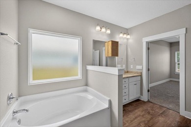 Nestled in a cul-de-sac, this beautifully built 2022 home offers - photo 33