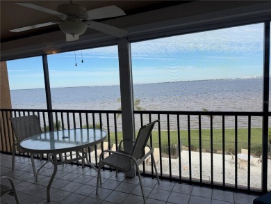 ***EXPANSIVE HARBOR VIEWS*** Spacious unit with 2 Bedrooms Plus - photo 46