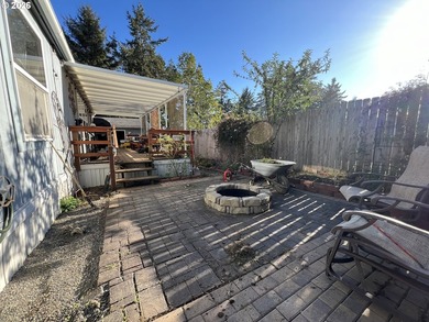 16126 Gustafson offers a warm and inviting slice of Oregon - photo 13