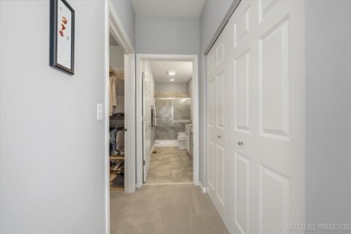 Enjoy carefree, low-maintenance living in this meticulously - photo 19