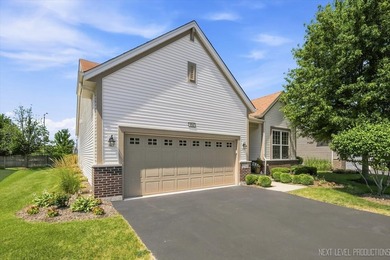 Enjoy carefree, low-maintenance living in this meticulously - photo 36