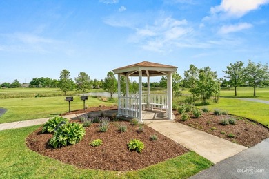Enjoy carefree, low-maintenance living in this meticulously - photo 37