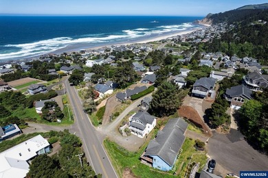 Experience the ultimate coastal lifestyle in the Roads End - photo 3