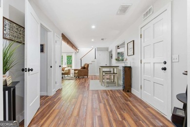 Lakefront living with water views in a protected south Lake - photo 8