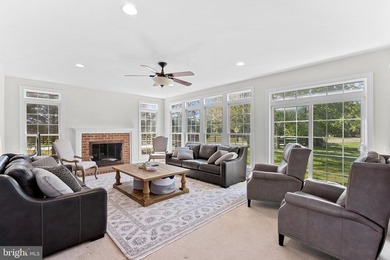 Searching for a haven that lets you wake up to panoramic views - photo 12