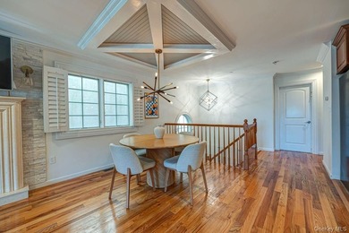 Welcome to your perfect seaside retreat in the heart of Long - photo 13