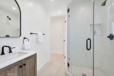 Welcome to 30 Stagecoach Road, an extraordinary estate nestled - photo 18