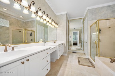 Broadwater custom estate home at a fabulous price. Curb appeal - photo 22