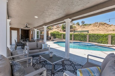 Welcome to 30 Stagecoach Road, an extraordinary estate nestled - photo 23