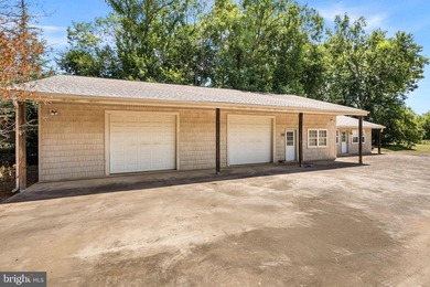 Searching for a haven that lets you wake up to panoramic views - photo 25