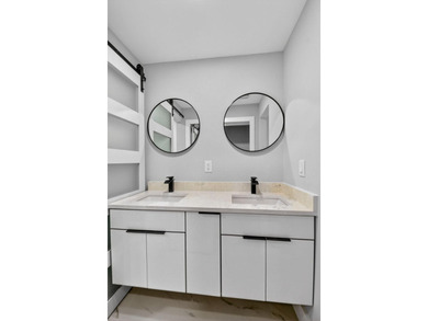Stunning Fully Renovated 4-Bedroom, 3-Bathroom Modern Oasis with - photo 44