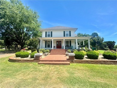 This charming, southern style home is truly unlike any other - photo 2
