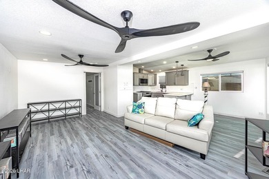 Beautifully remodeled home in Sam's Beachcomber - Unit D26! - photo 6
