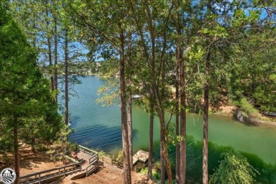 Pine Mountain Lake Home Sale Pending in Groveland California