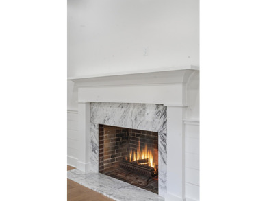 Welcome to this beautifully renovated, turnkey 4 bedroom/3 - photo 11