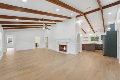 Welcome to this beautifully renovated, turnkey 4 bedroom/3 - photo 12
