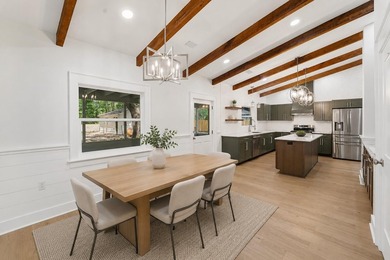Welcome to this beautifully renovated, turnkey 4 bedroom/3 - photo 14