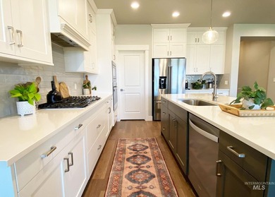 You must see this turnkey, single-level modern farmhouse! The - photo 15