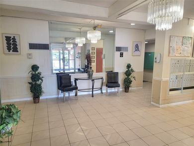 Renovated 2/2 Condominium in a senior 55+ community. Second - photo 21