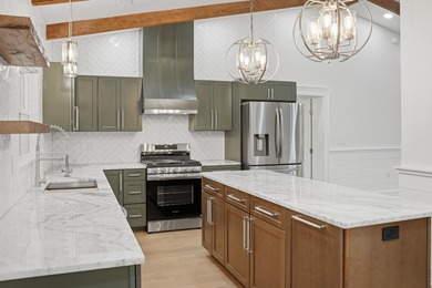 Welcome to this beautifully renovated, turnkey 4 bedroom/3 - photo 25